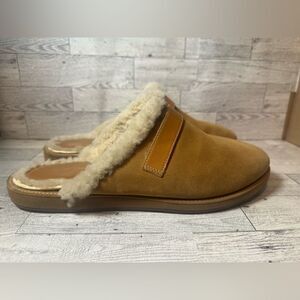 Cole‎ Haan  tan Waterproof Slip on fleece lined shoes size 10